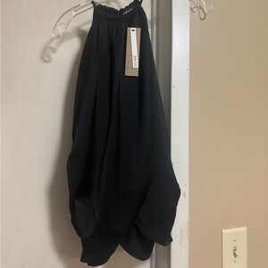 DO+BE Black Asymmetrical Tulip Hem black top size medium